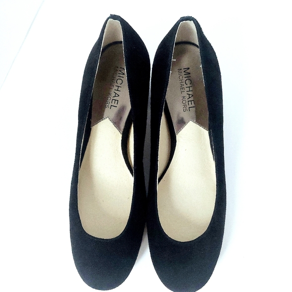 EUC Michael Kors Arabella Blk Suede Block Kitten Jeweled Heel Dress Pumps Size 7 - Picture 2 of 6